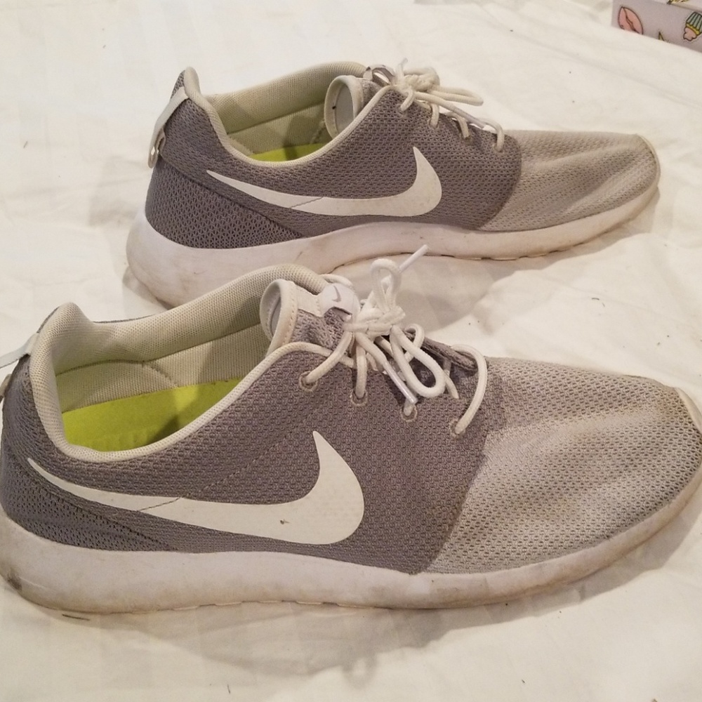 Nike roches
